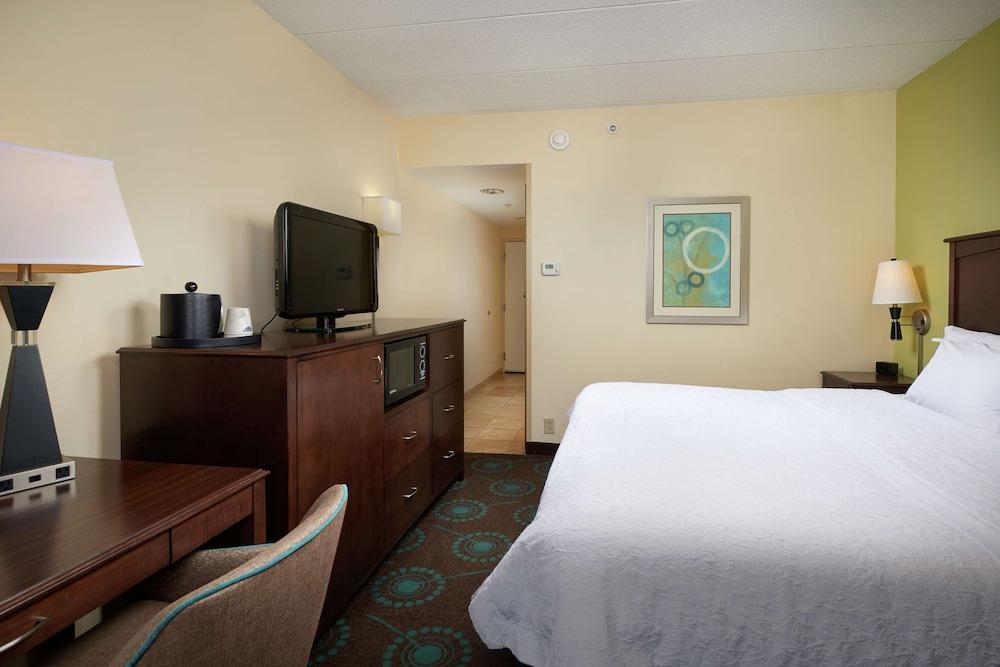 Hampton Inn Rehoboth Beach Exterior photo