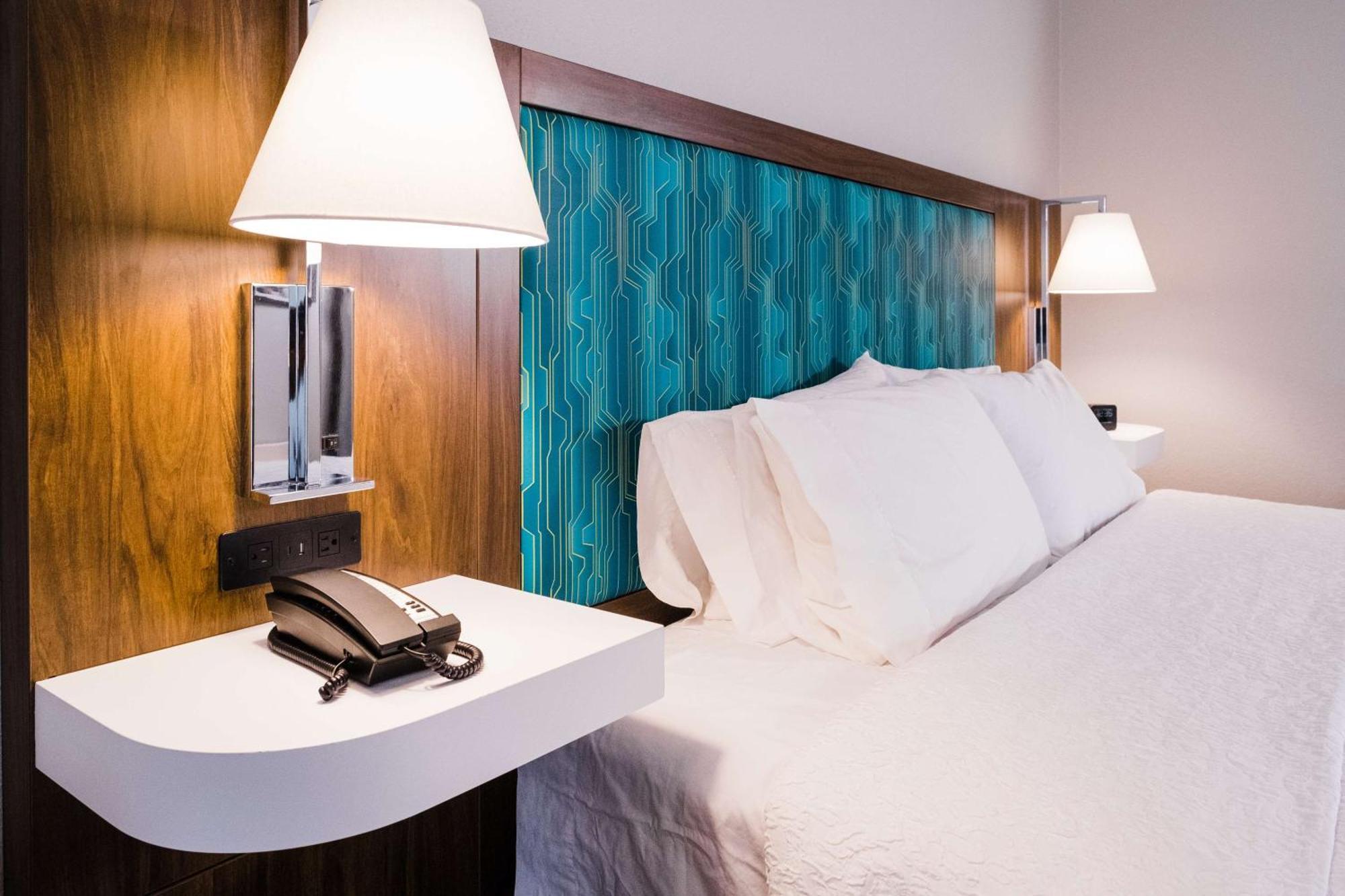 Hampton Inn Rehoboth Beach Exterior photo